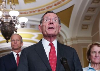 Top Senate Republican ready to go nuclear, ‘roll over’ Democrats with rule change to confirm Trump nominees