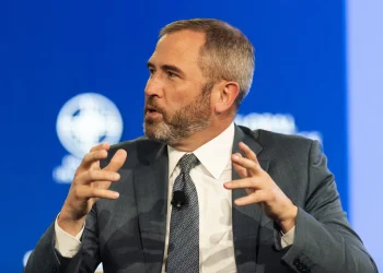 Ripple CEO Slams Strategy’s Bitcoin Buying Playbook