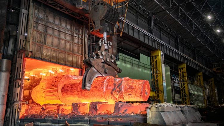 Gold’s record run has dark side few investors see