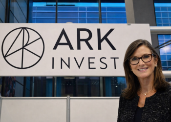 Ark Invest Buys $13.7 Million in Circle, Sells Robinhood…
