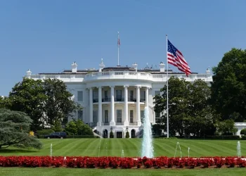 US House Passes Bill Barring Lawmakers From Buying Publicly…