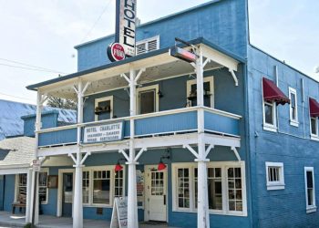 105-year-old historic hotel by national park files for Chapter 11 bankruptcy