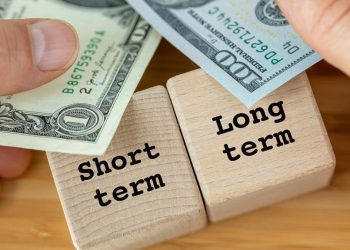 Bessent doubles down on short-term debt as rates turn