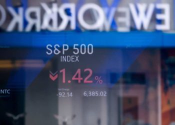 Oppenheimer has a warning for investors before the fall