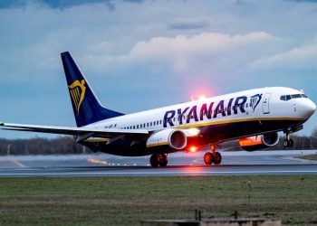 A European low-cost airline keeps insulting Americans