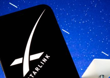 SpaceX turns heads ahead of earnings with new mega deal