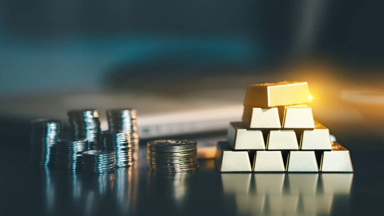 Peter Schiff sees something big in gold and silver
