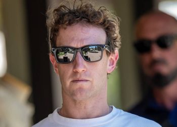 Meta stock plunges as Zuckerberg’s AI gamble devours its cash