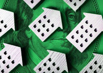 Redfin sends warning on mortgage rates, housing market