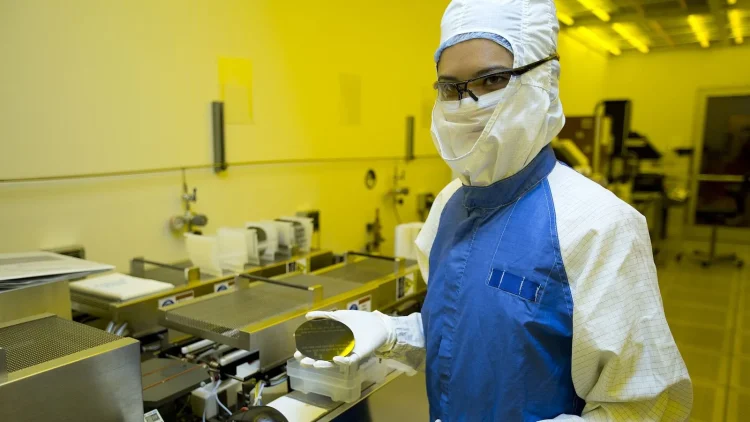 Applied Materials AMAT stock prediction: $760 bull vs $310…