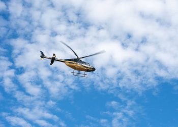 Major air company no longer has active license, all flights off