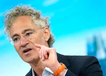 Palantir CEO escalates Microsoft’s AI warning