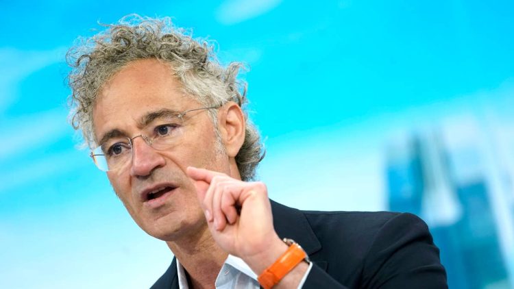 Palantir CEO escalates Microsoft’s AI warning