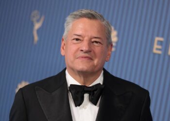Netflix stock has a strange stock price target problem