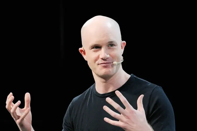 Coinbase CEO Says SEC and CFTC Can Deliver Crypto Clarity…