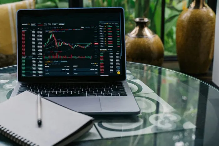Crypto Traders Piled Into Tokenized Gold, Oil and Stocks…