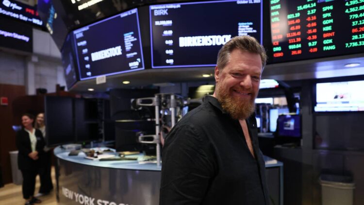 Michael Burry turns a 40-year habit into a major stock bet