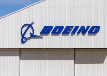 Boeing races to defuse a threat that could ground its comeback
