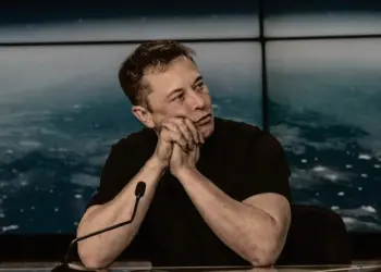 Tesla’s “Flying” Roadster Is Due October…
