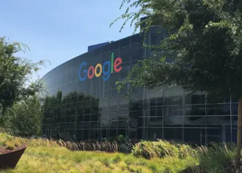 Google AI Slowdown Lawsuit: Alphabet’s New Antitrust…