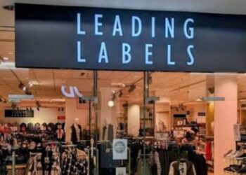 Discount retail giant closing last 15 stores, starts liquidating