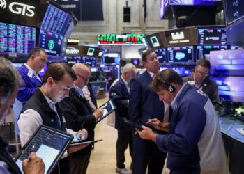 Michael Burry sends a stark warning to Big Tech stock investors