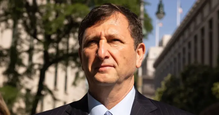 Mashinsky Hit With $35 Million Fine as Celsius Creditors…