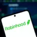 Robinhood (HOOD) Stock at $95 Before Q3 Earnings as…
