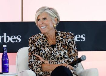 Suze Orman shows what a $1,400 retirement gap can cost