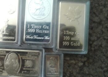Gold and Silver Price Drop: Silver Off 14% in October