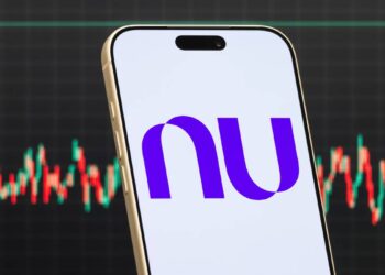 Warren Buffett’s former fintech investment plunges 20%