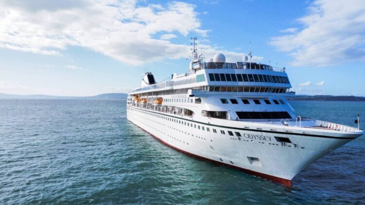 Cruise line that left travelers stranded will file for Chapter 11 bankruptcy